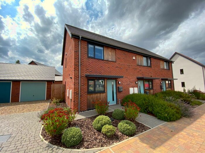 2 Bedroom End Of Terrace House To Rent In Badger Drive, Watton, IP25