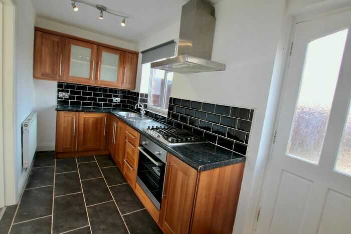 2 Bedroom End Of Terrace House To Rent In Gainsborough Road, Sunderland, SR4