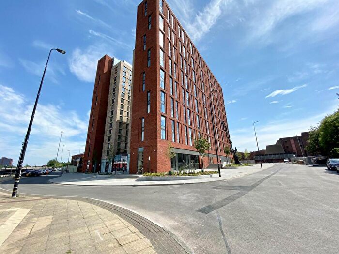 2 Bedroom Apartment To Rent In Wharf End, Manchester, M17