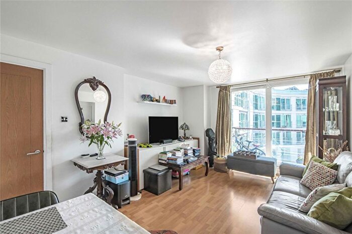 1 Bedroom Flat To Rent In St. George Wharf, South Lambeth, SW8