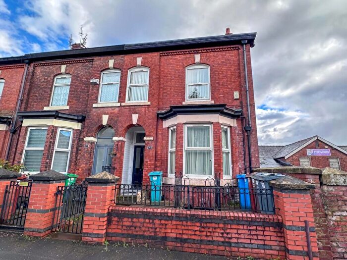 4 Bedroom Block Of Apartments For Sale In Ashton Old Road, Manchester, M11