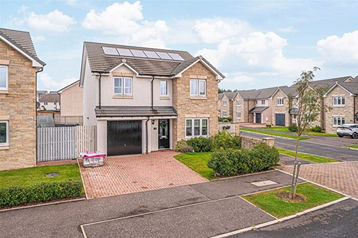 4 Bedroom Detached House For Sale In Macpherson Avenue, Dunfermline, KY11
