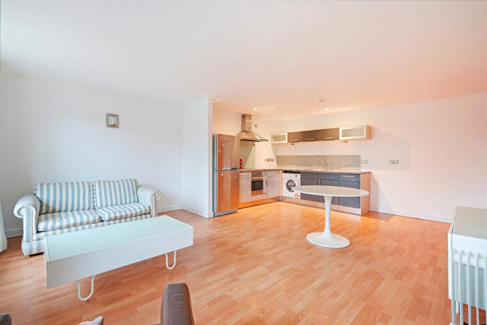 2 Bedroom Apartment For Sale In West One Panorama, Fitzwilliam Street, Sheffield, S1