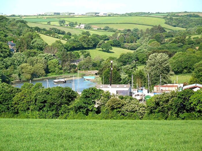 4 Bedroom Bungalow For Sale In Bonallack Lane, Gweek, Helston, Cornwall, TR12