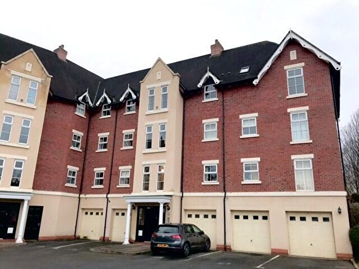 2 Bedroom Flat To Rent In Blakemere Drive, Kingsmead, CW9