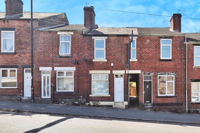 2 Bedroom Terraced House For Sale In Woodseats Road, Woodseats, Sheffield, S8