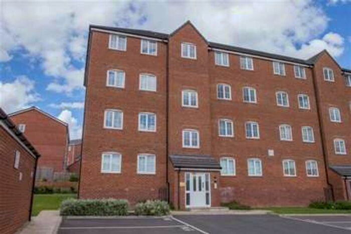 2 Bedroom Flat To Rent In Fenton Gate, Leeds, LS10