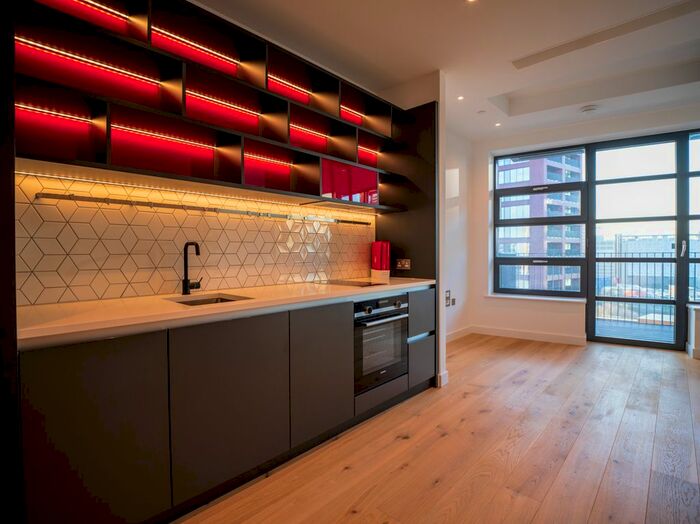 Studio To Rent In Defoe House, City Island Way E14