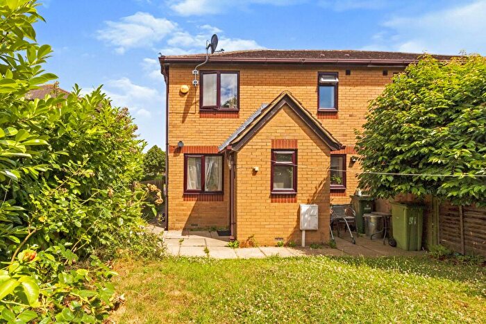 1 Bedroom House To Rent In Wimborne Crescent, Westcroft, Milton Keynes, MK4
