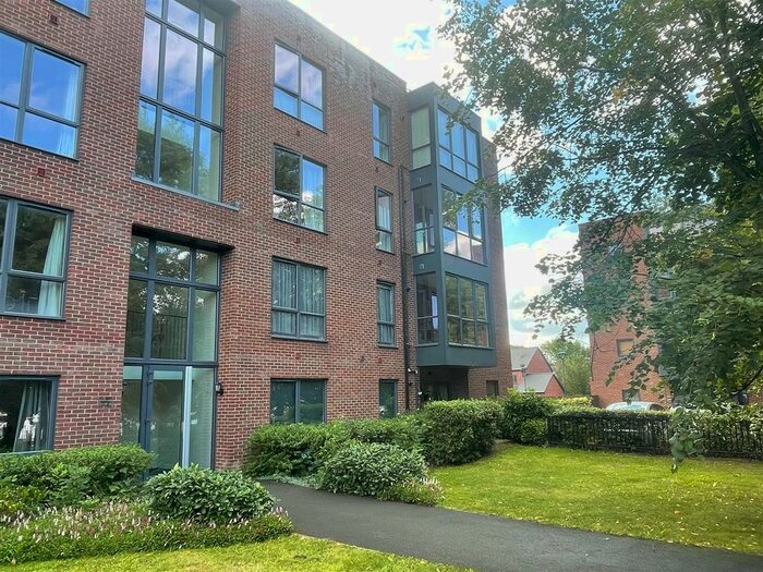 2 Bedroom Flat To Rent In Gloster House, Willoughby Avenue, Uxbridge, UB10