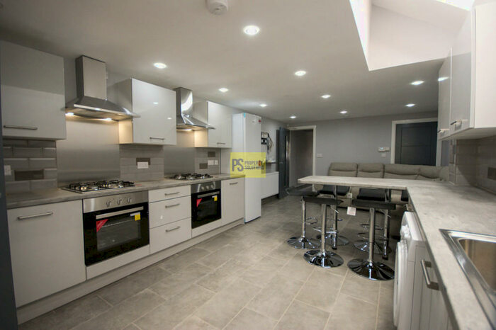 6 Bedroom Terraced House To Rent In Harborne Lane - Ensuite Student Property, B29