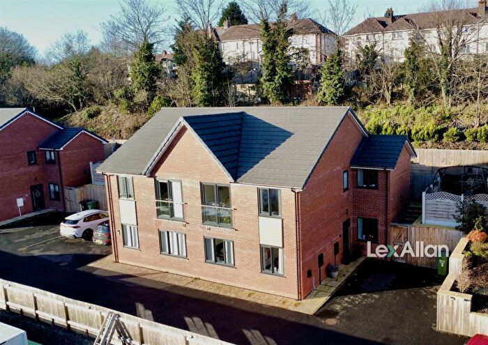 3 Bedroom Semi Detached House For Sale In Mill Park Mews, Kidderminster, DY10