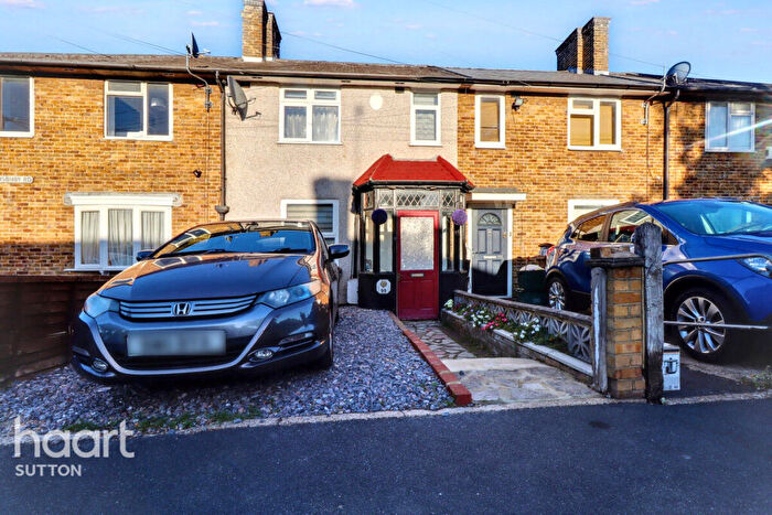 3 Bedroom Terraced House For Sale In Shrewsbury Road, Carshalton, SM5