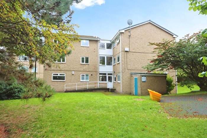 2 Bedroom Flat For Sale In Park Grange Croft, Sheffield, South Yorkshire, S2