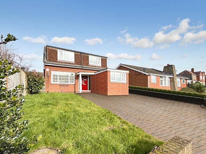 4 Bedroom Detached House For Sale In North Close, Blackfordby, Swadlincote, DE11