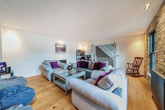 3 Bedroom Terraced House For Sale In Moonlight Drive, London, SE23
