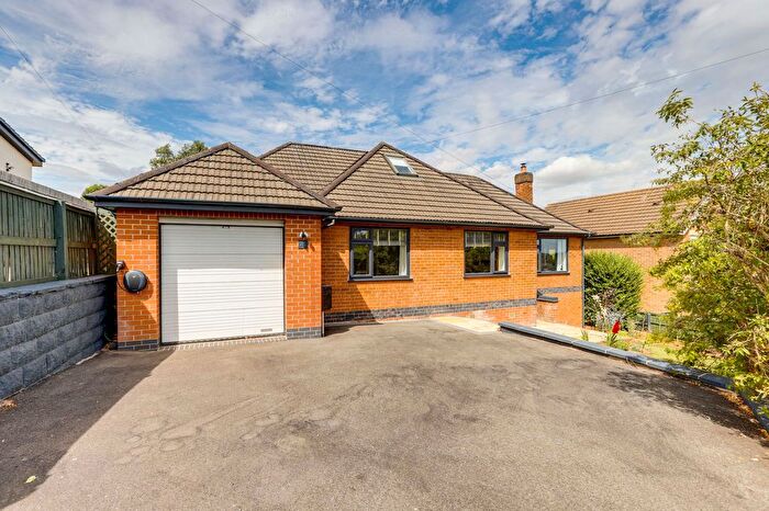 3 Bedroom Bungalow For Sale In Freda Avenue, Gedling, NG4
