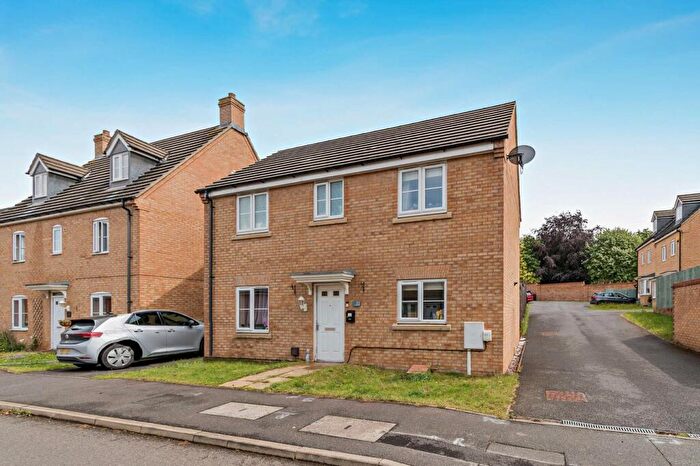 3 Bedroom Detached House For Sale In Scarsdale Way, Grantham, NG31