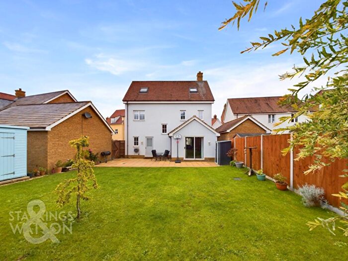 5 Bedroom Detached House For Sale In Daisy Street, Wymondham, NR18