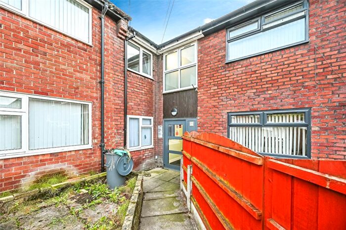 3 Bedroom Flat For Sale In Litherland Road, Bootle, Merseyside, L20