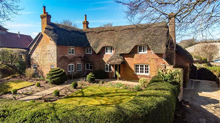 4 Bedroom Detached House For Sale In Shalbourne, Marlborough, Wiltshire, SN8