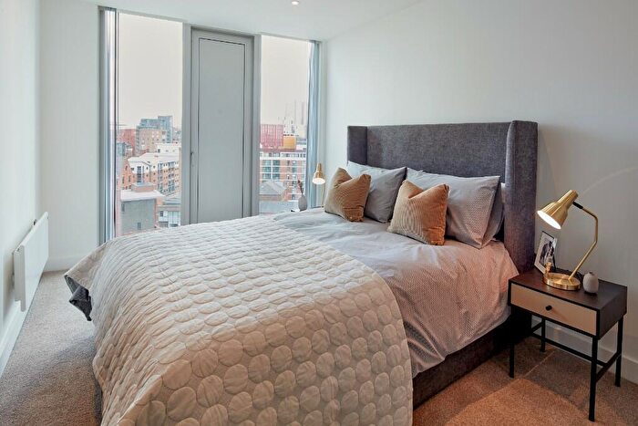 2 Bedroom Apartment To Rent In Deansgate, Manchester, Greater Manchester, M15