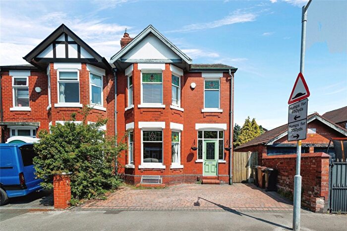 3 Bedroom Semi Detached House For Sale In Avondale Road, Stockport, Greater Manchester, SK3
