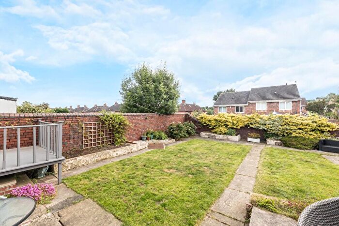3 Bedroom Detached House For Sale In Helena Street, Kippax, Leeds, LS25