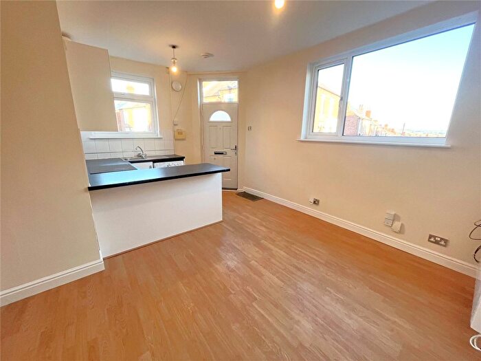 1 Bedroom Flat To Rent In Norman Street, Ilkeston, Derbyshire, DE7