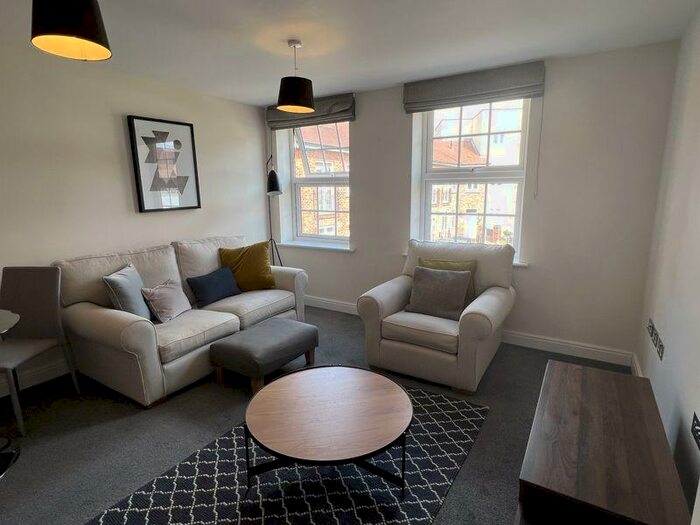 1 Bedroom Apartment To Rent In Main Street, Solihull, B90