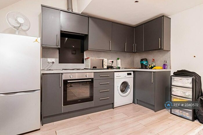 1 Bedroom Flat To Rent In West Green Road, London, N15