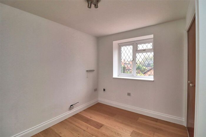 4 Bedroom Semi-Detached House For Sale In Woking, Surrey, GU21