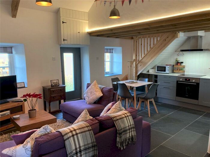 2 Bedroom Detached House For Sale In Pengroeslon Fawr, Nr Llangwnadl, LL53