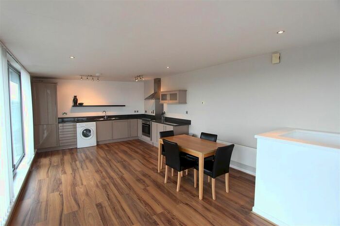 3 Bedroom Flat To Rent In Woodland Road, Darlington DL3