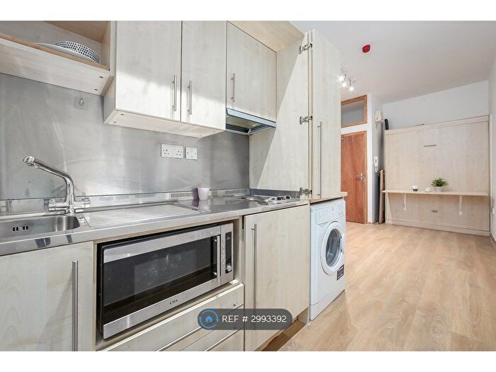 Studio To Rent In Rufford Street, London, N1