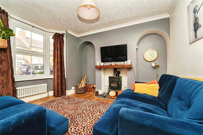 3 Bedroom Terraced House For Sale In Windsor Road, Evesham, Worcestershire, WR11
