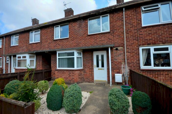 3 Bedroom Terraced House To Rent In Castleford Avenue, Grimsby, DN34
