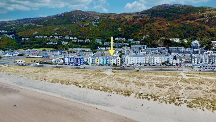 5 Bedroom House For Sale In Marine Parade, Barmouth, LL42