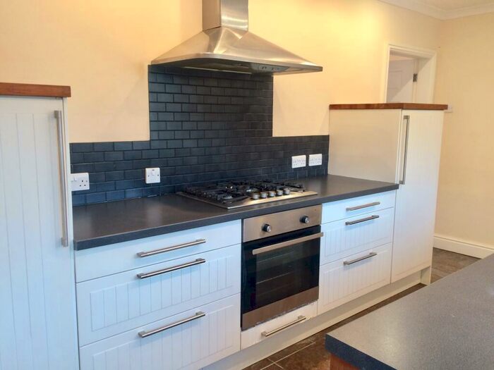 2 Bedroom Ground Flat To Rent In Hawarden, CH5