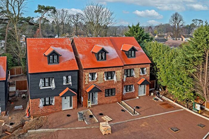 3 Bedroom Semi-Detached House For Sale In Benington Road, Aston, SG2