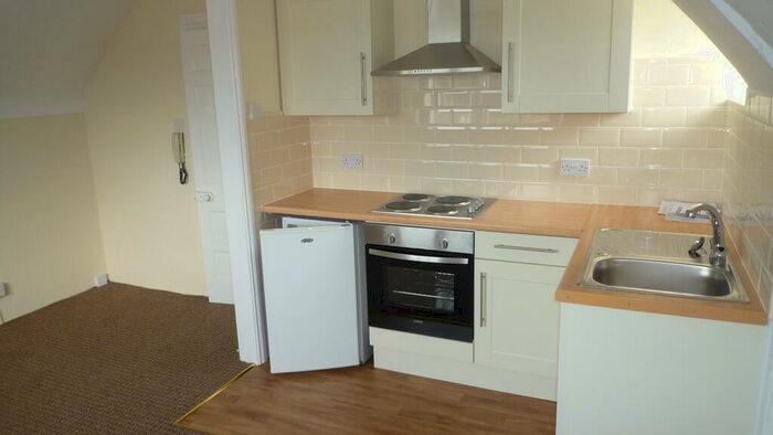 1 Bedroom Flat To Rent In Ilford Avenue, Crosby, Liverpool, L23