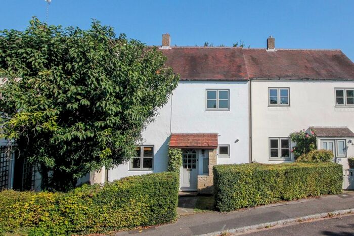 3 Bedroom Terraced House To Rent In Fullers Field, Great Milton, OX44