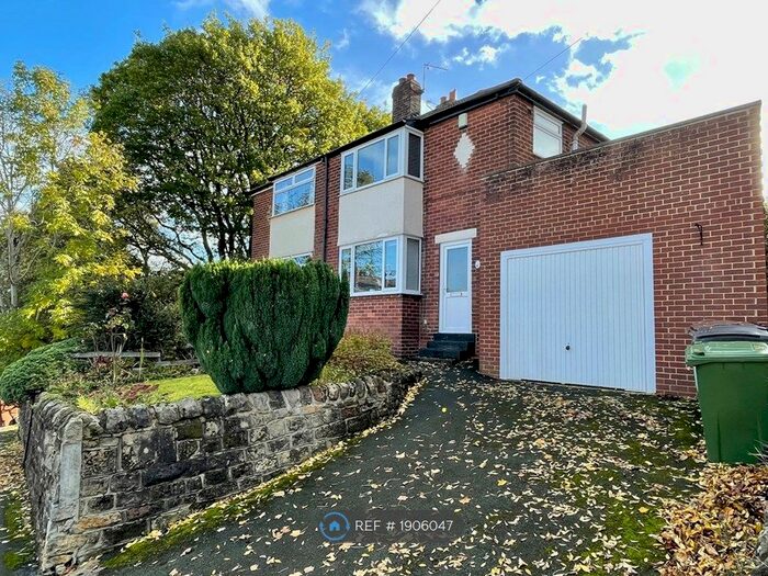 3 Bedroom Semi-Detached House To Rent In Broadgate Lane, Horsforth, Leeds, LS18