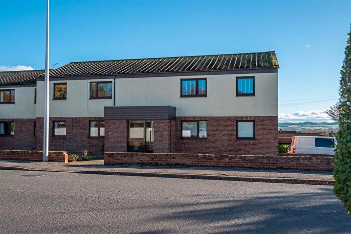 2 Bedroom Flat For Sale In Bowhill Court, Gullane, EH31
