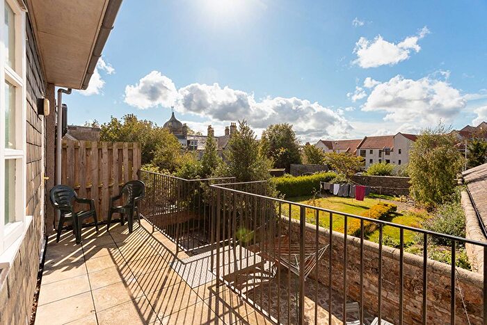 4 Bedroom Flat For Sale In Alfred Place, St Andrews, Fife, KY16