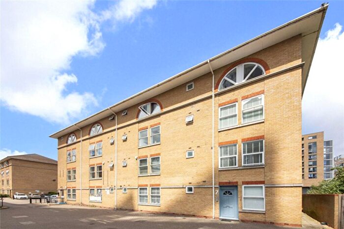 2 Bedroom Flat To Rent In Greenwich Quay, Greenwich, SE8