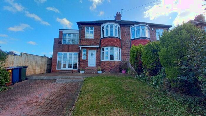 4 Bedroom Semi-Detached House To Rent In Warenford Place, Fenham, Newcastle Upon Tyne, NE5