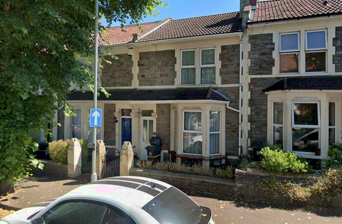 4 Bedroom Terraced House To Rent In Stanbury Avenue, Bristol, BS16