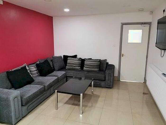 7 Bedroom Terraced House To Rent In Alton Road, Selly Oak B29