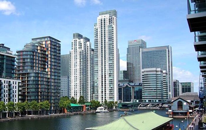 Studio To Rent In Pan Peninsula East, Pan Peninsula Square, South Quay, Canary Wharf, London, E14